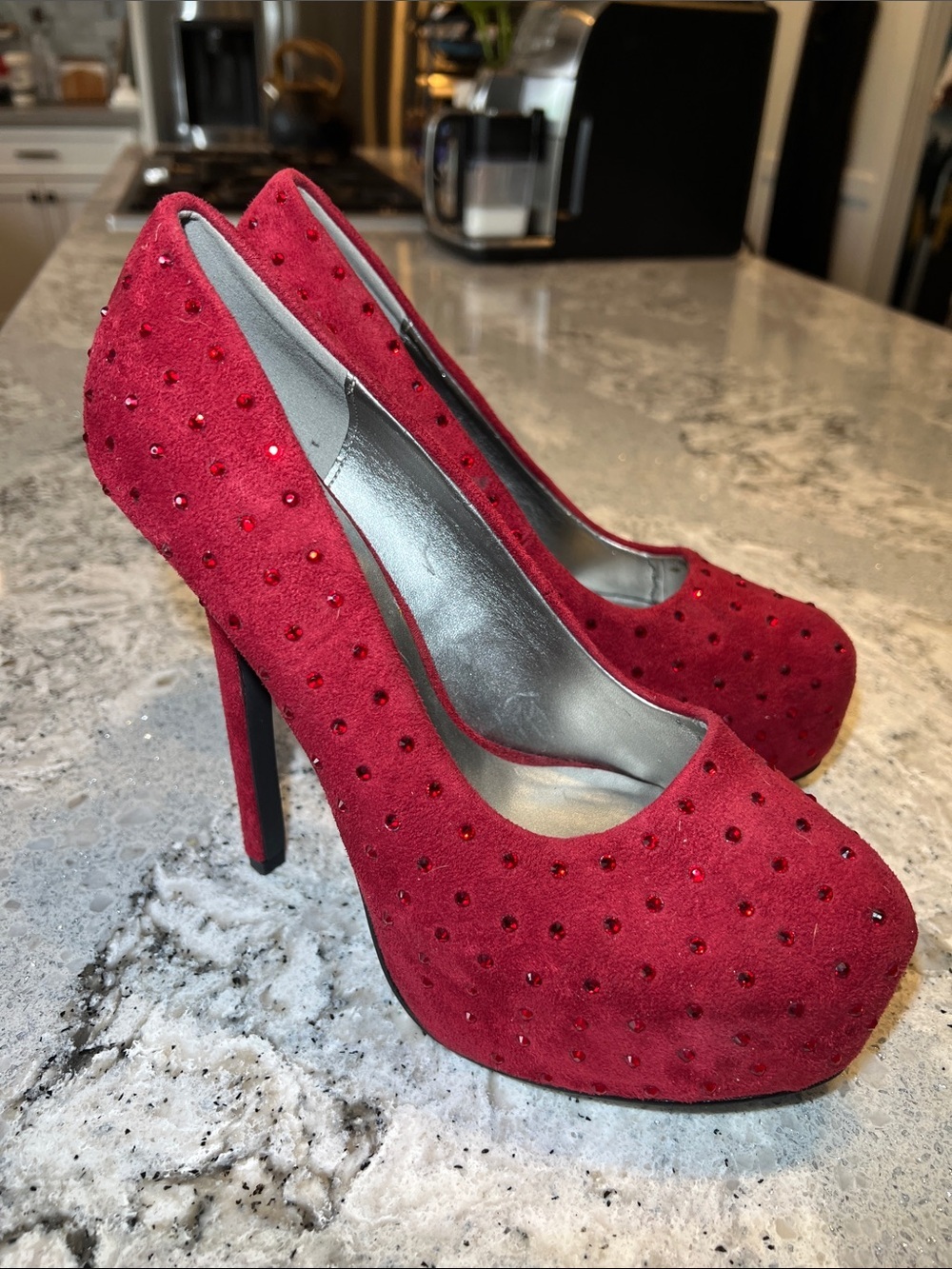 Luichiny Red Suede Rhinestone Studded Platform Stiletto Pumps EUC Size 9